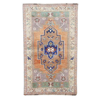 Z492 Handwoven Vintage Rug 2 x 3’5