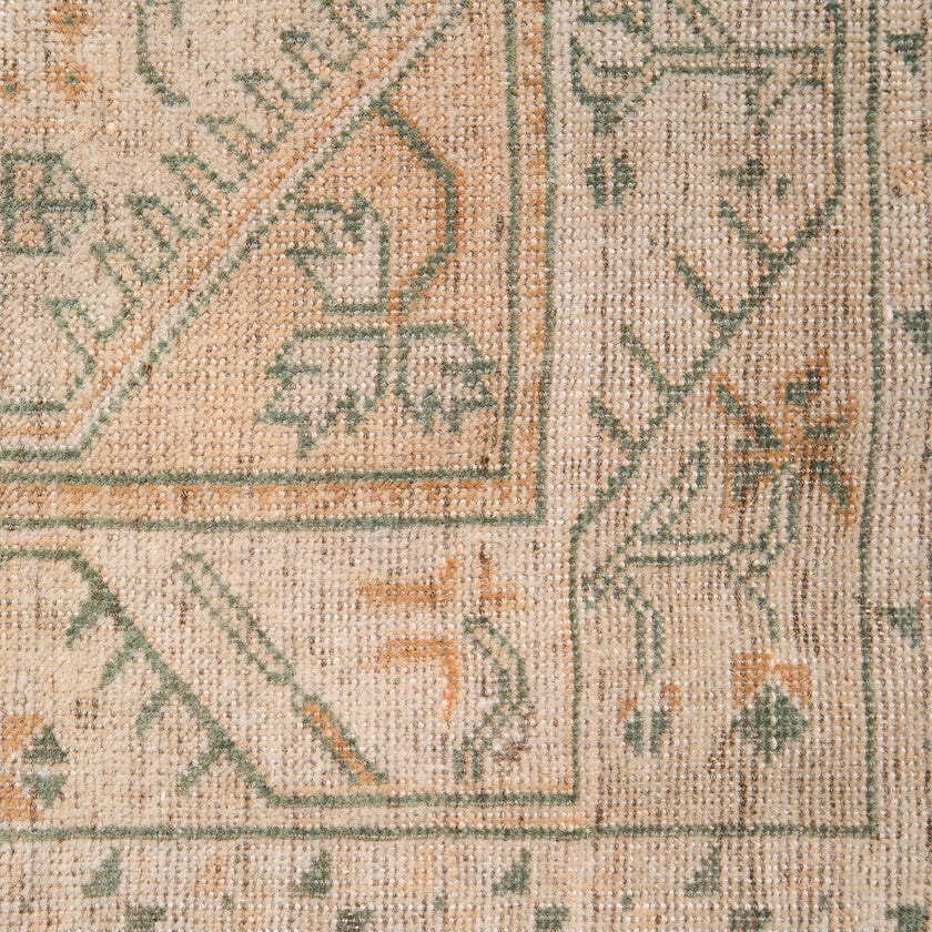 Z503 Handwoven Vintage Rug 3'5 x 6’4