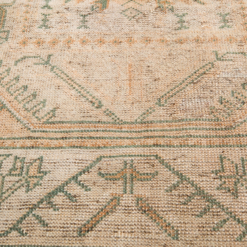 Z503 Handwoven Vintage Rug 3'5 x 6’4