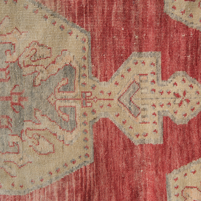Z513 Handwoven Vintage Rug 2'1 x 7’7