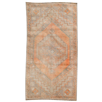 Z514 Handwoven Vintage Rug 2'7 x 4’10