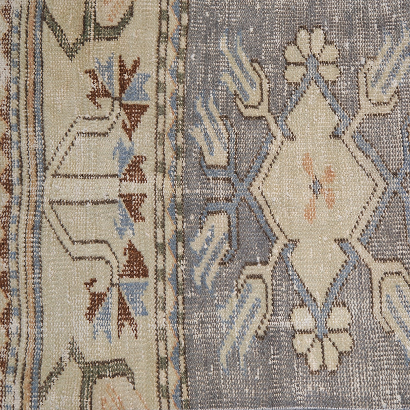 Z517 Handwoven Vintage Rug 2'1 x 7’10