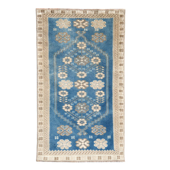 Z518 Handwoven Vintage Rug 2'5 x 4’10