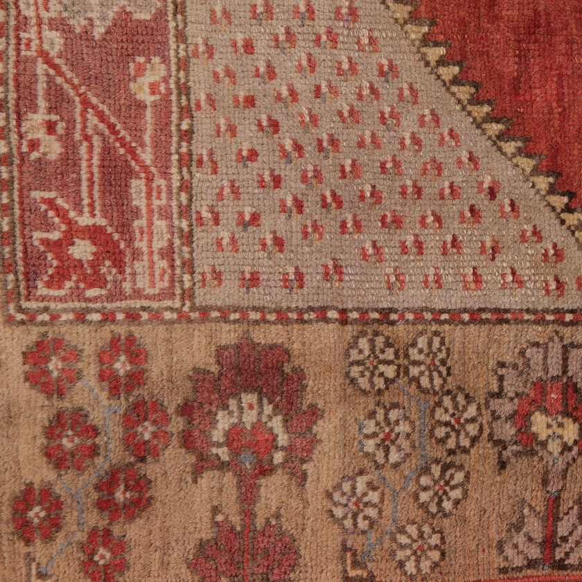 Z527 Handwoven Vintage Rug 3'5 x 5’5