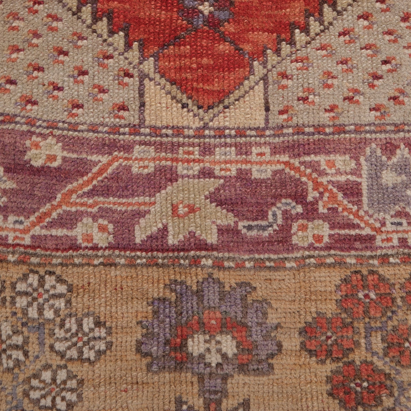 Z528 Handwoven Vintage Rug 3'5 x 5’3