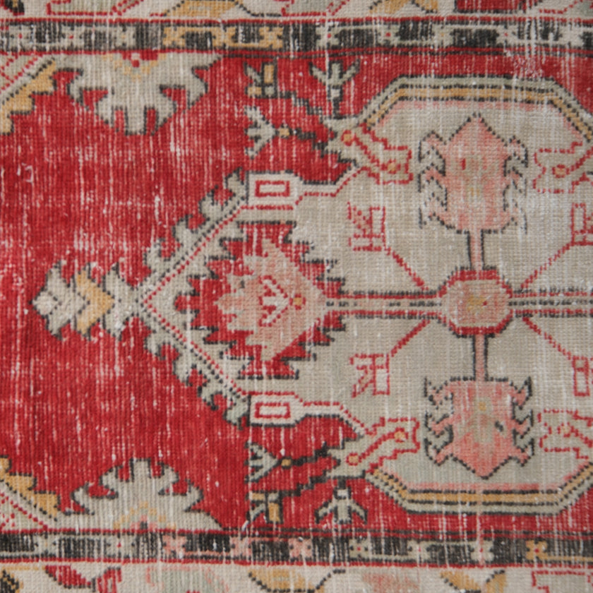 Z531 Handwoven Vintage Rug 2'8 x 12’5