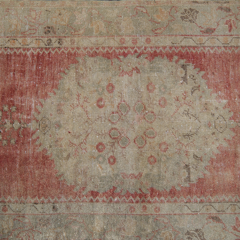 Z539 Handwoven Vintage Rug 3 x 6’7