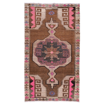 Z543 Handwoven Vintage Rug 5’2 x 9’3