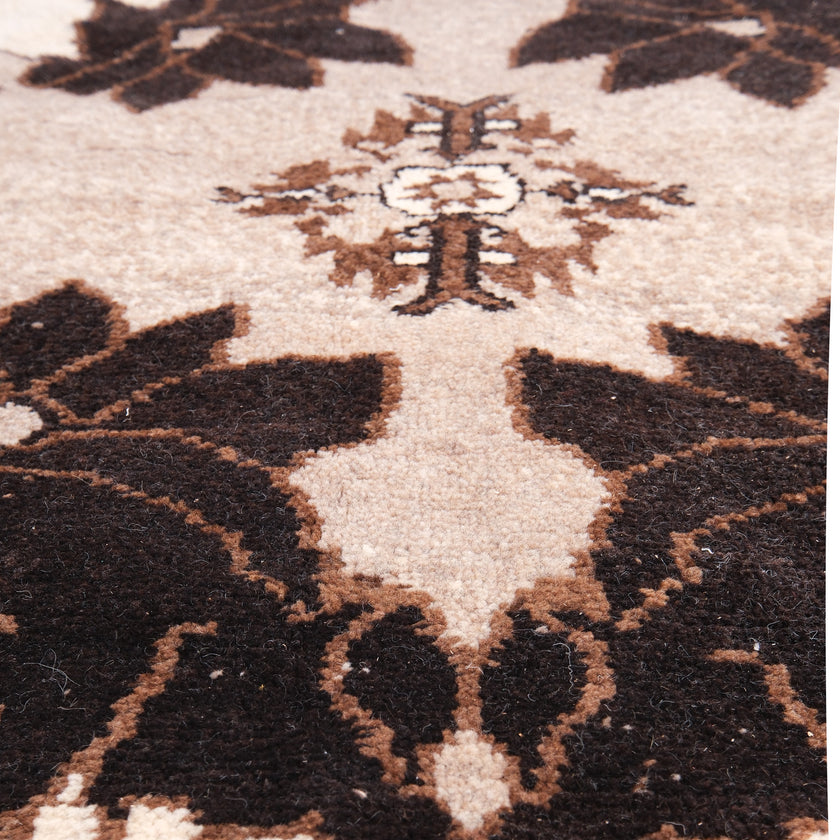 Z552 Handwoven Vintage Rug 7’5 x 8’10