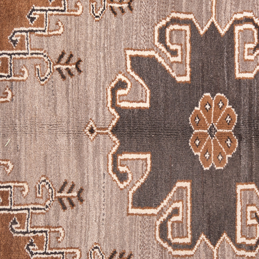 Z554 Handwoven Vintage Rug 7'5 x 10’2
