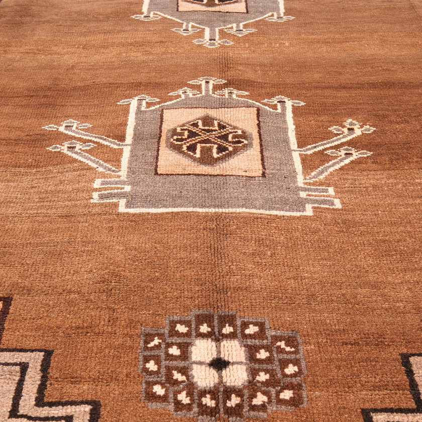 Z558 Handwoven Vintage Rug 7'5 x 10’5