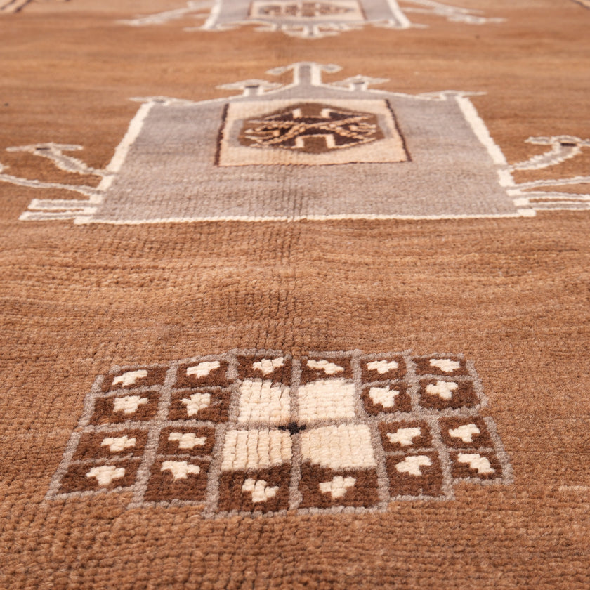 Z558 Handwoven Vintage Rug 7'5 x 10’5