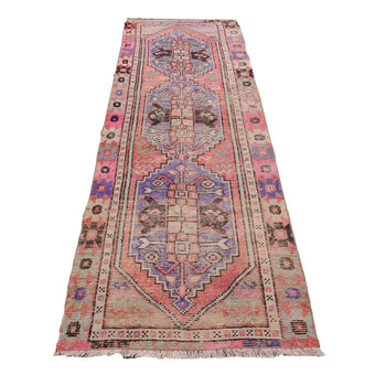 Z567 Handwoven Vintage Rug 2'7 x 7’4