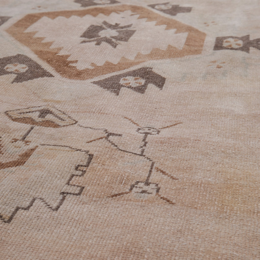 Z588 Handwoven Vintage Rug 3 x 11’1