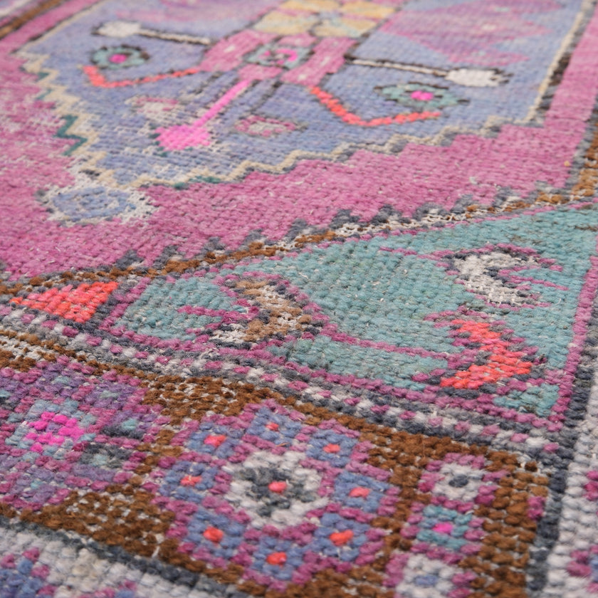 Z597 Handwoven Vintage Rug 2’7 x 9