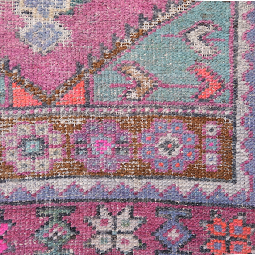 Z597 Handwoven Vintage Rug 2’7 x 9