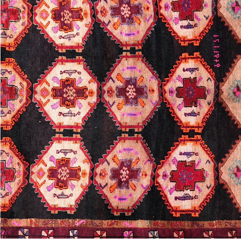 Z612 Handwoven Vintage Rug 8’6 x 9’11