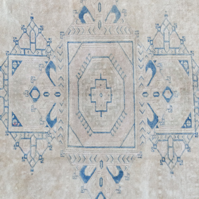 Z624 Handwoven Vintage Rug 9'3 x 11’11