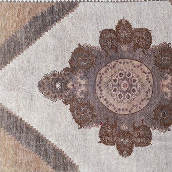 Z626 Handwoven Vintage Rug 6'10 x 9’8