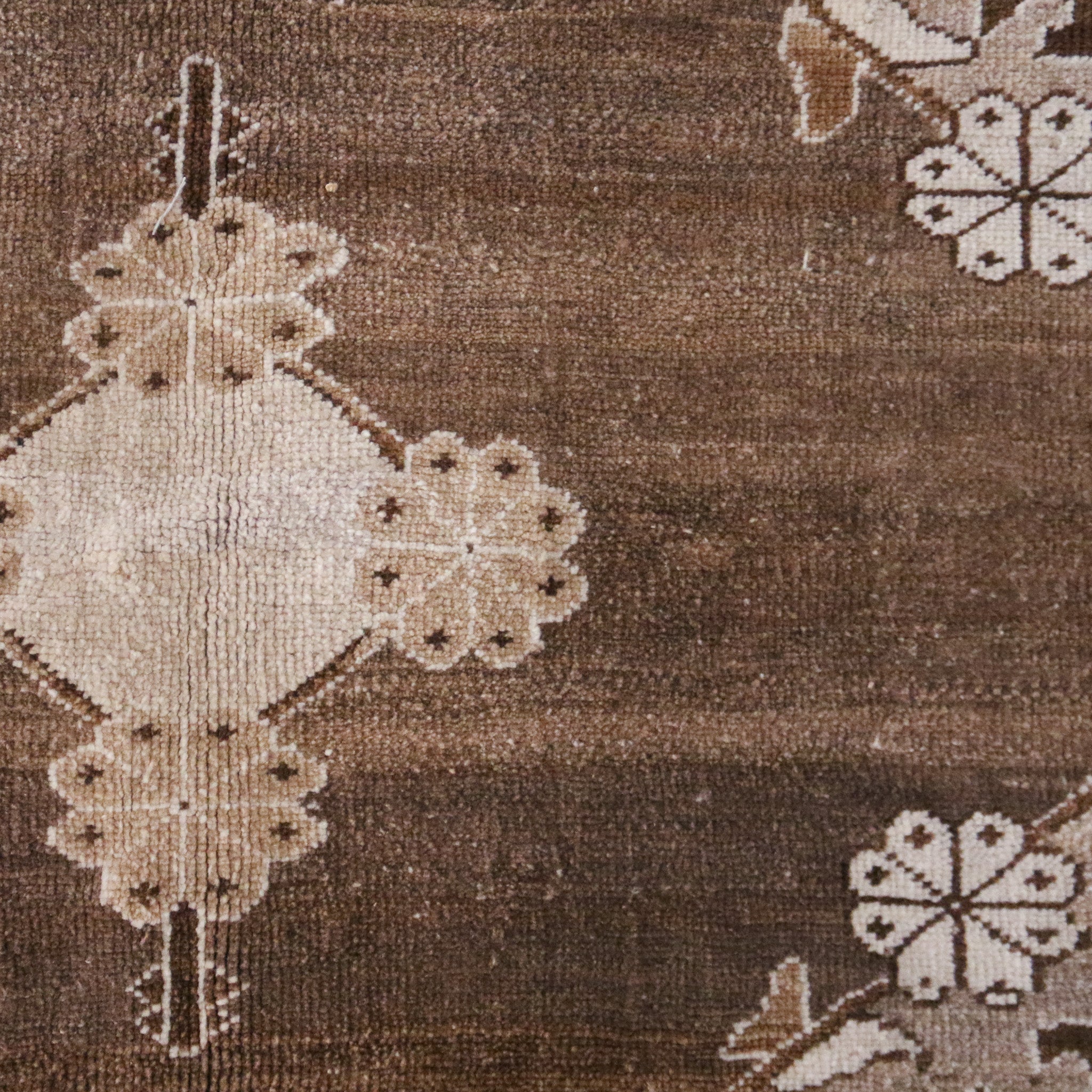 Z628 Handwoven Vintage Rug 6'2 x 8'2 – Zuma Imports