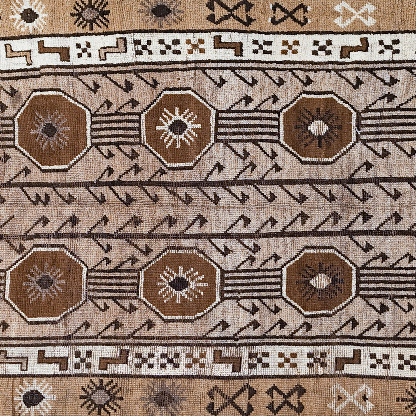 Z634 Handwoven Vintage Rug 3'10 x 10’8