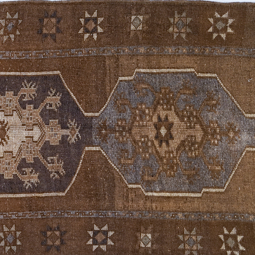 Z643 Handwoven Vintage Rug 3'2x11’2