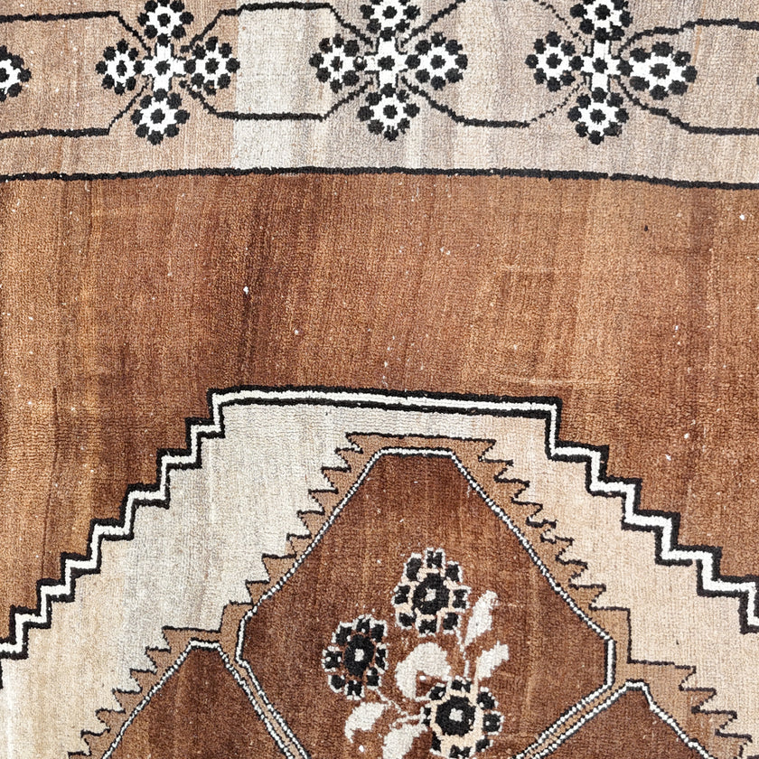 Z645 Handwoven Vintage Rug 10'3 x 9’4