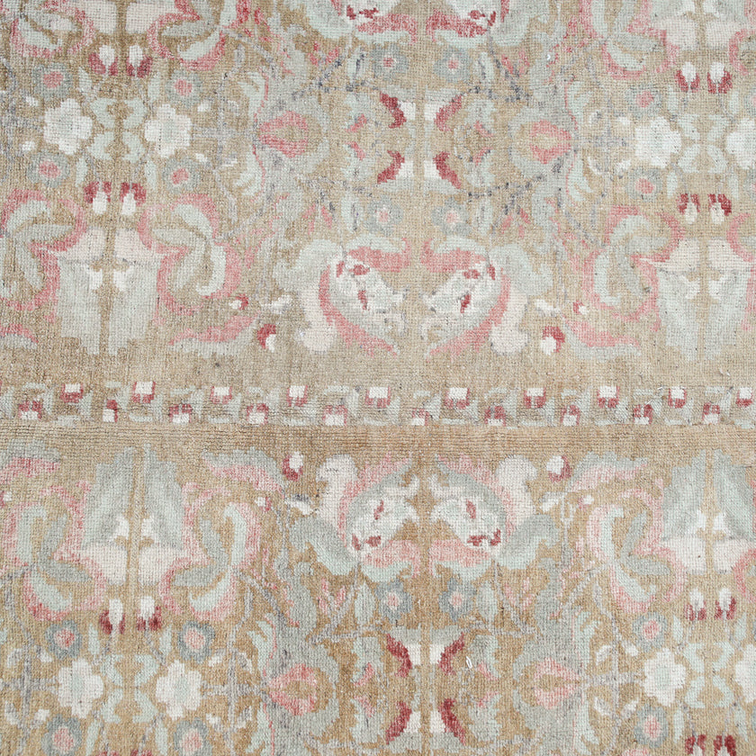 Z662 Handwoven Vintage Rug 9'6 x 10’8