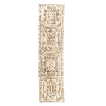 Z671 Handwoven Vintage Rug 2'8 x 10’7