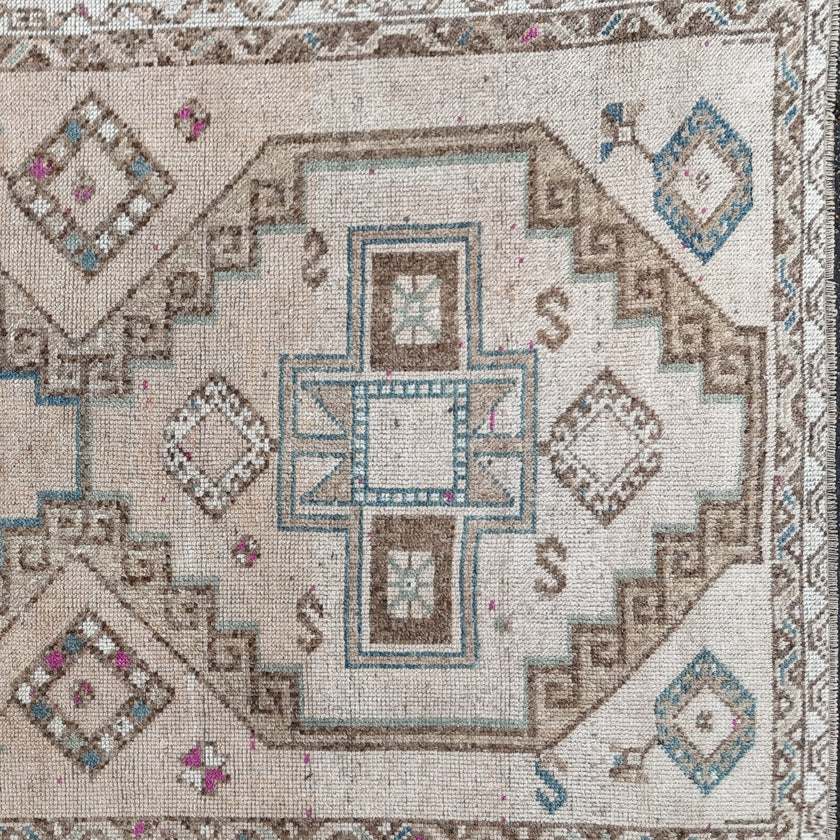 Z672 Handwoven Vintage Rug 4'3x11’2