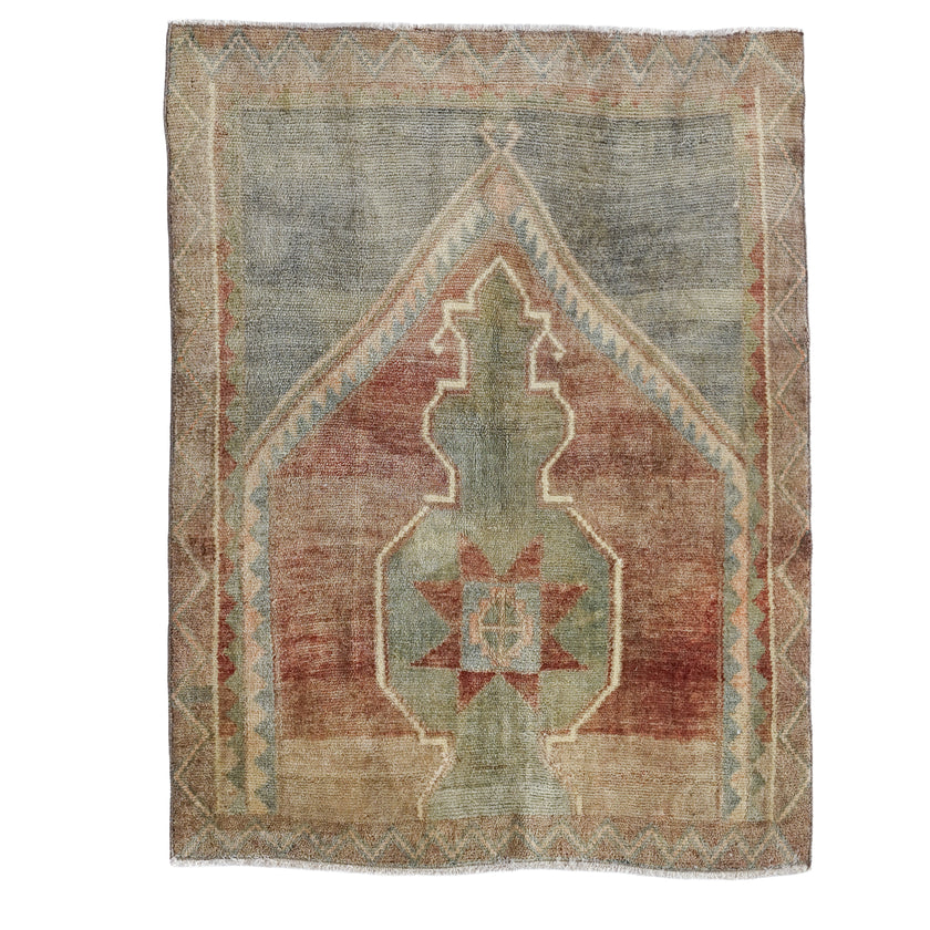 Z689 Handwoven Vintage Rug 3'4 x 4’5