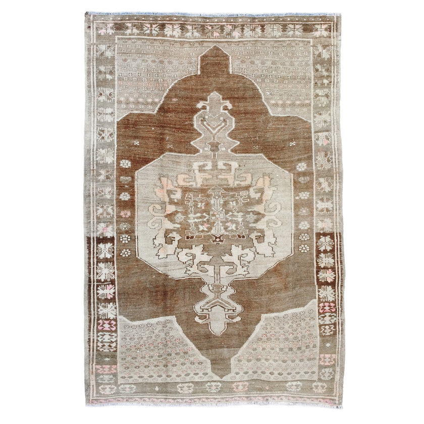 Z728 Handwoven Vintage Rug 5'6 x 8’3
