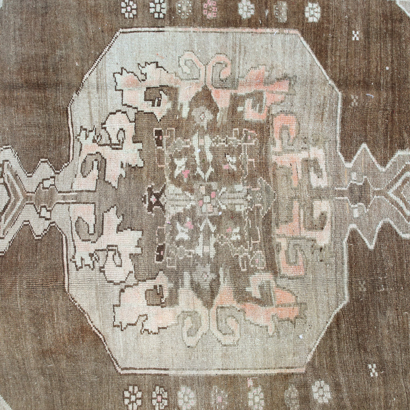 Z728 Handwoven Vintage Rug 5'6 x 8’3
