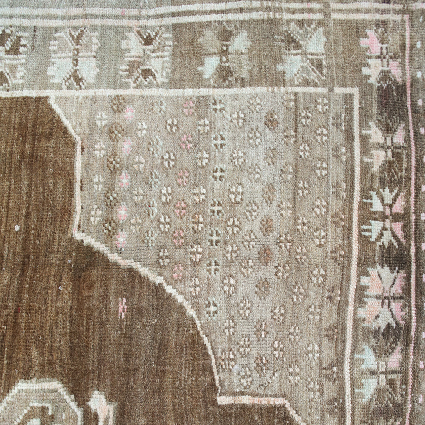 Z728 Handwoven Vintage Rug 5'6 x 8’3