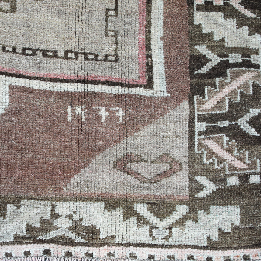 ON HOLD Z729 Handwoven Vintage Rug 4'7 x 9