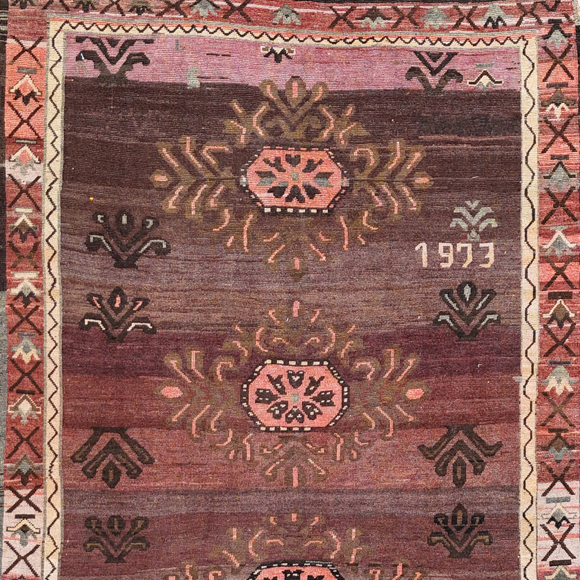 Z735 Handwoven Vintage Rug 5'11x13’10