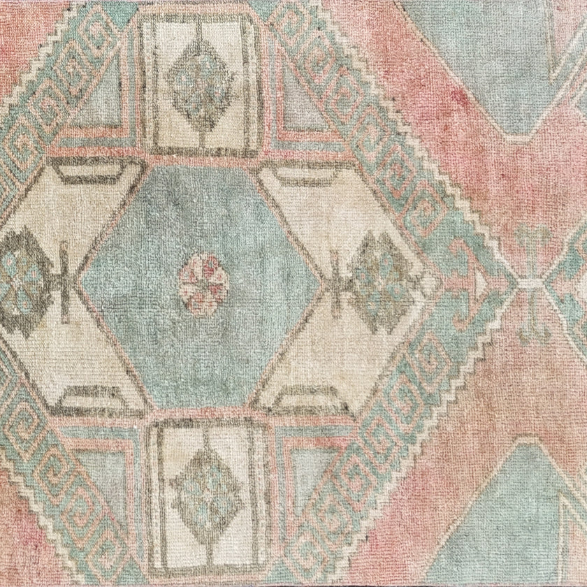 Z743 Handwoven Vintage Rug 2'11 x 10