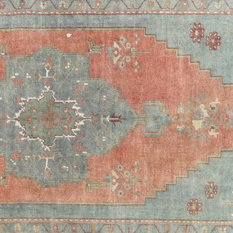 Z753 Handwoven Vintage Rug 3'6 x 8’7