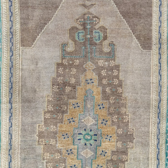 Z755 Handwoven Vintage Rug 3'2 x 9’6