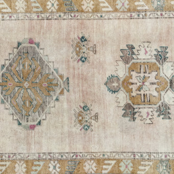 Z756 Handwoven Vintage Rug 3'8 x 9’10