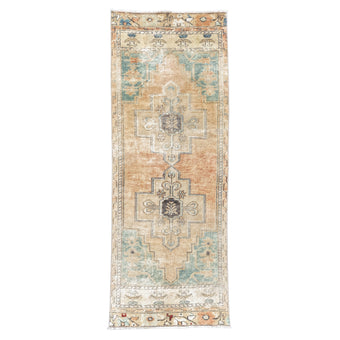 Z758 Handwoven Vintage Rug 2'10 x 7’8