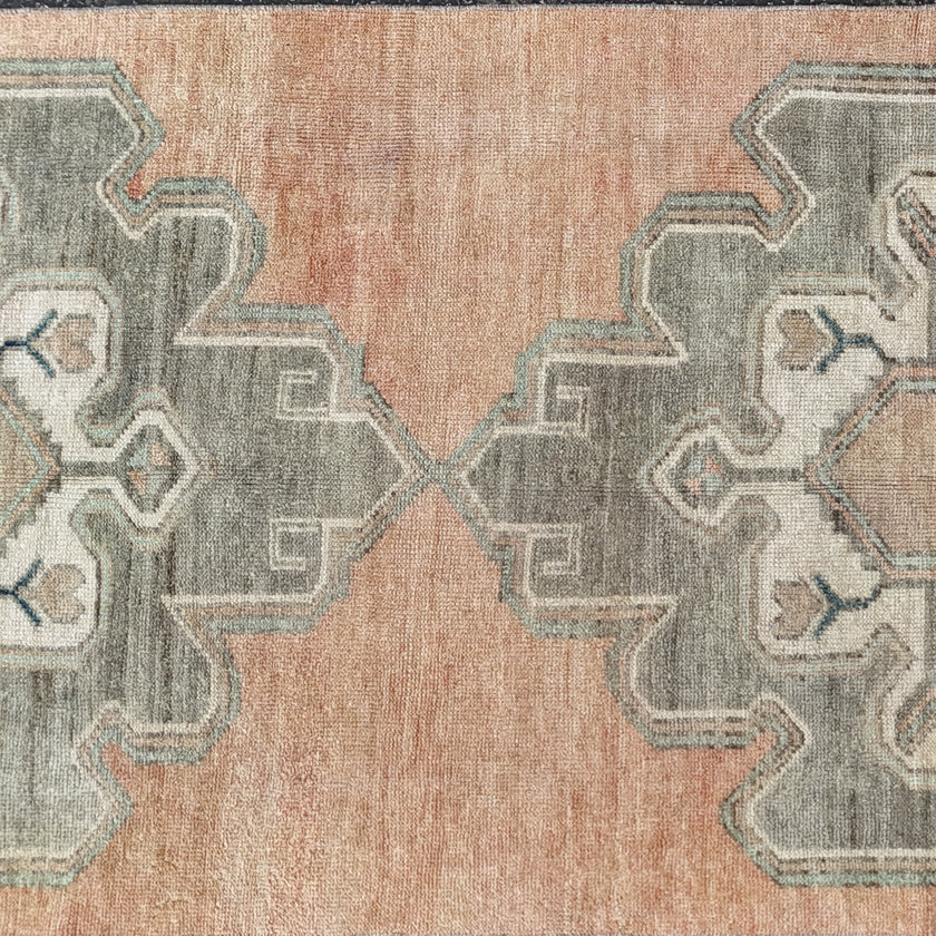 Z778 Handwoven Vintage Rug 3 x 10’10