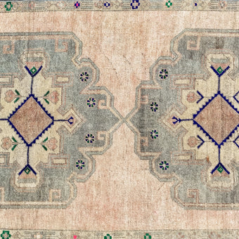 Z786 Handwoven Vintage Rug 3'7 x 10’10