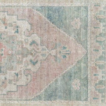 Z792 Handwoven Vintage Rug 2’11 x 8