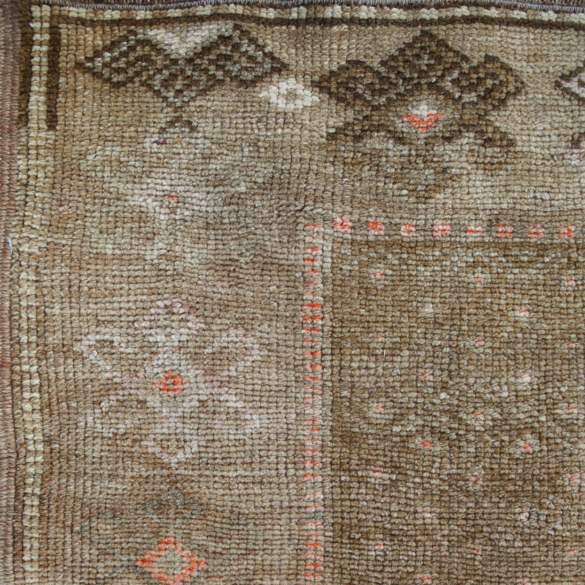 Z798 Handwoven Vintage Rug 6'2 x 11’6