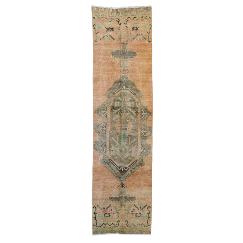 Z800 Handwoven Vintage Rug 3'1 x 11’8