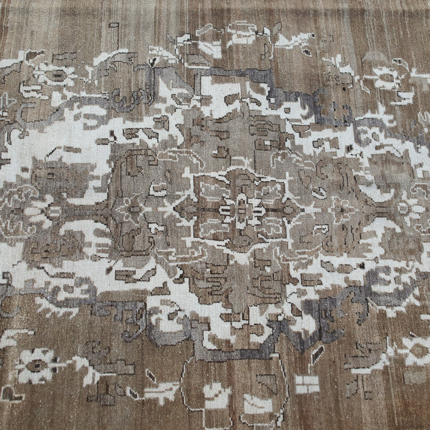 Z802 Handwoven Vintage Rug 8'3 x 10