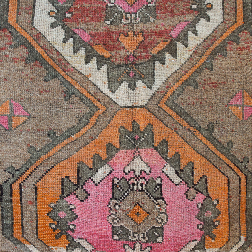 Z805 Handwoven Vintage Rug 3'9 x 14’5