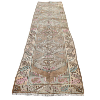 Z806 Handwoven Vintage Rug 3 x 12’1