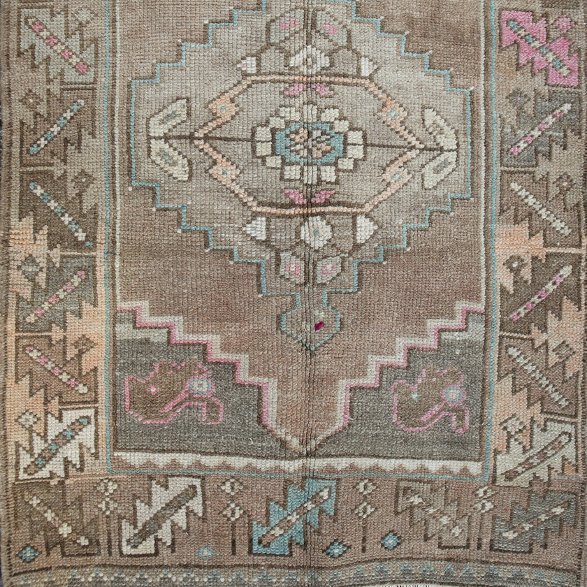 Z806 Handwoven Vintage Rug 3 x 12’1
